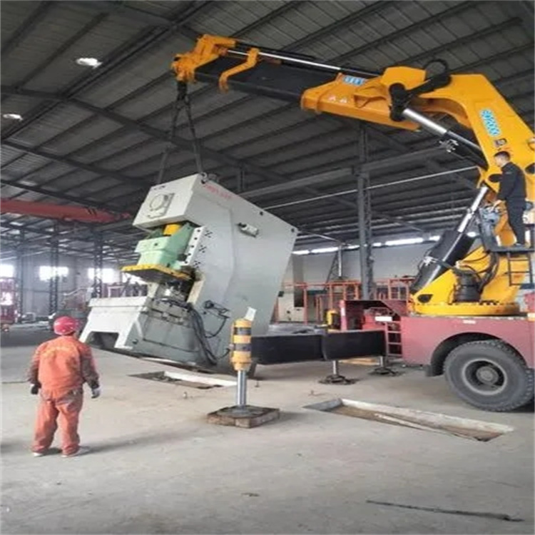 常州钟楼80吨折臂吊车出租附近电话